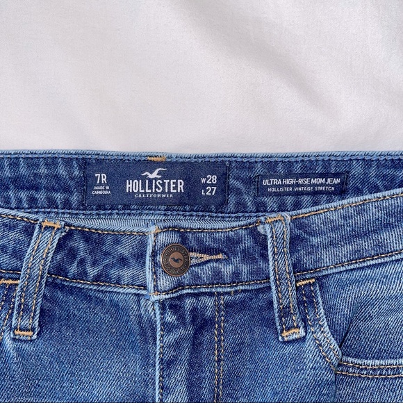 Ultra High-Rise Mom Jean - Picture 3 of 3